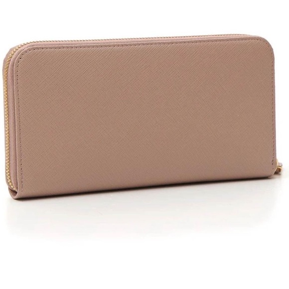 Prada Large Saffiano Wallet - Picture 3 of 6